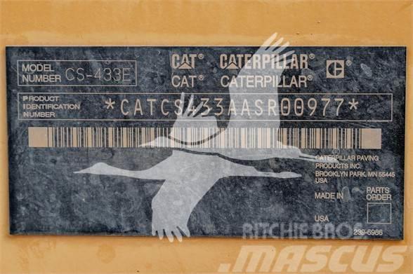 CAT CS-433E Tahačové válce