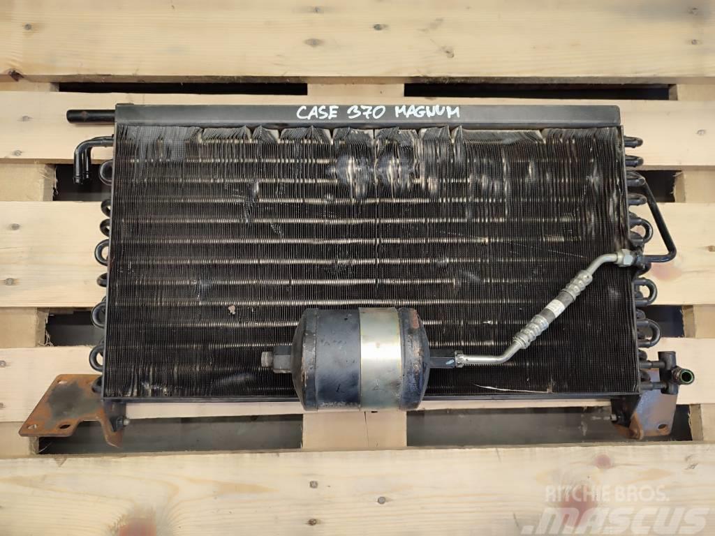 CASE Oil Cooler AR112966 Case 370 Magnum Radiátory