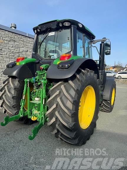 John Deere 6155M kampanjemodell Traktory