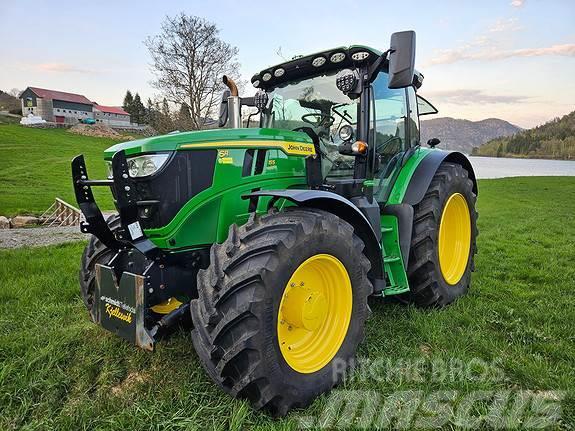 John Deere 6R155 Traktory