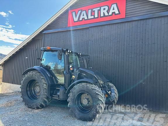 Valtra N174 Traktory