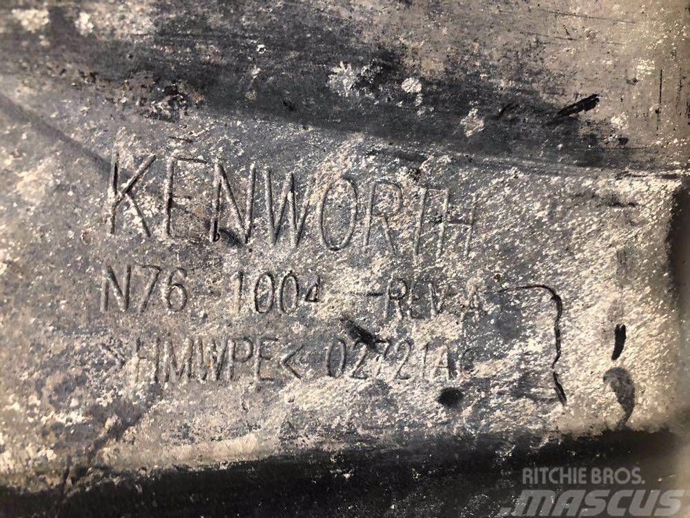 Kenworth T700 Náhradní díly nezařazené