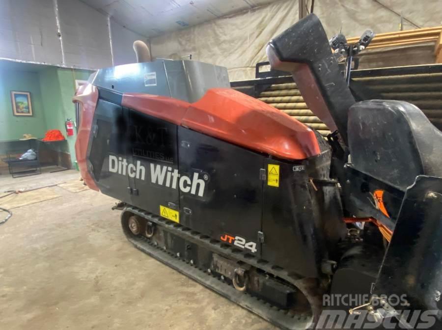 Ditch Witch JT24 Povrchové vrtací stroje