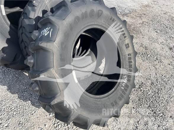 Firestone 380/85D24 Tyres, wheels and rims
