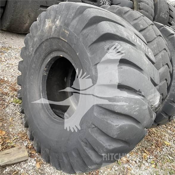 Goodyear 26.5X25 Tyres, wheels and rims