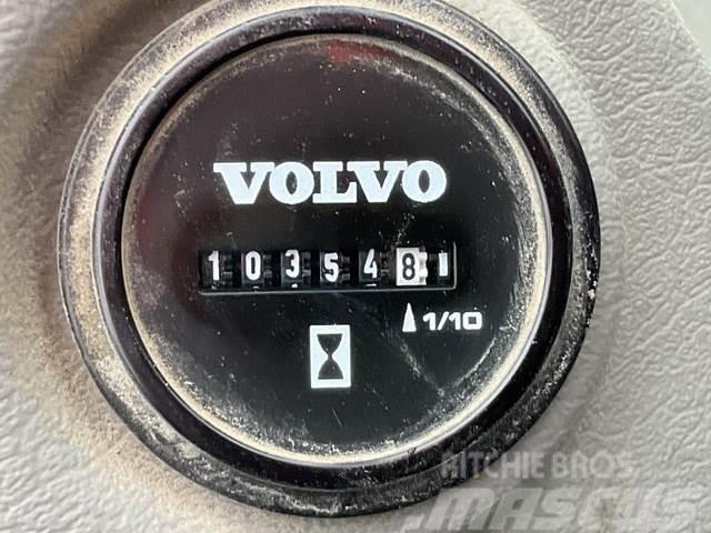 Volvo EC380DL Pásová rýpadla