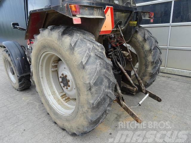 Case IH 4230 Traktory
