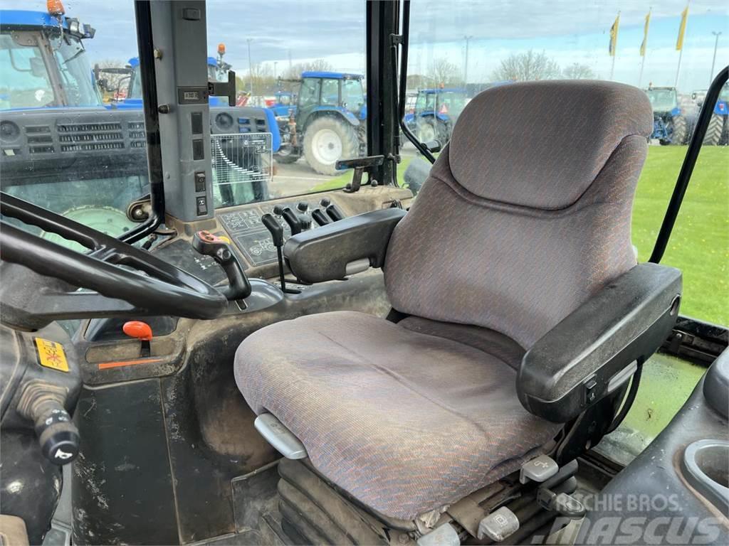 New Holland TM150 Traktory