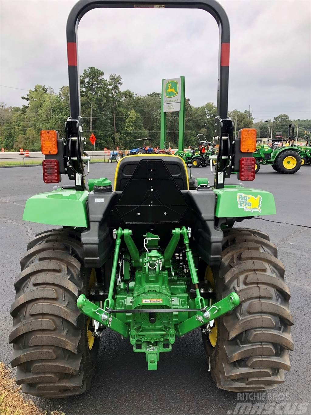 John Deere 3025D Kompaktní traktory