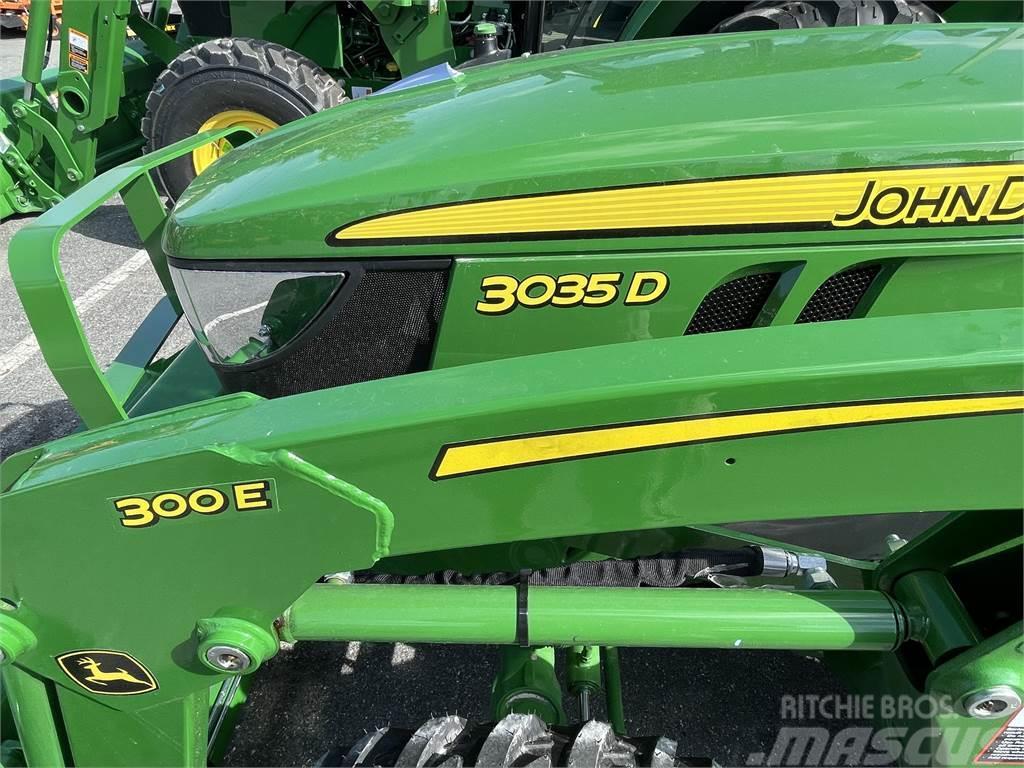 John Deere 3035D Traktory