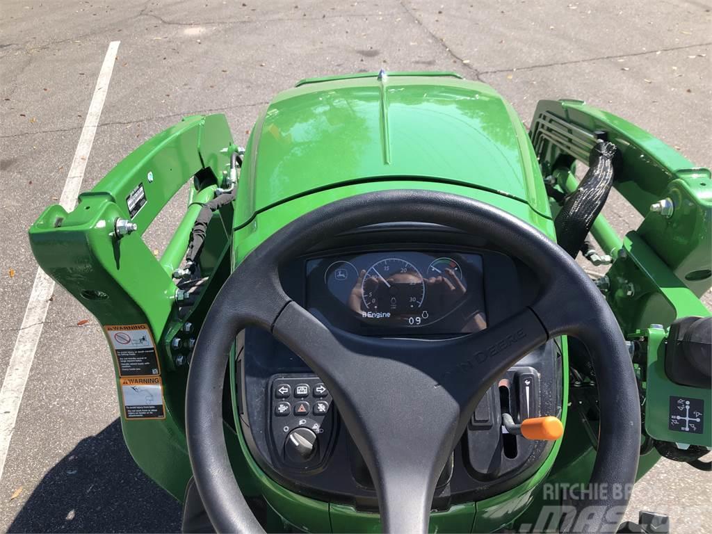 John Deere 3038E Kompaktní traktory
