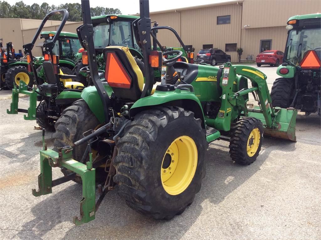 John Deere 3120 Kompaktní traktory