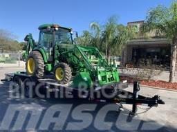 John Deere 4052R Traktory