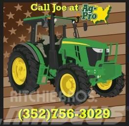 John Deere 5045E Traktory
