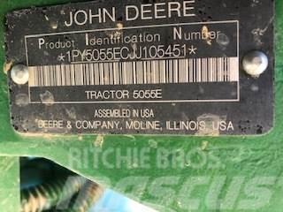 John Deere 5055E Traktory