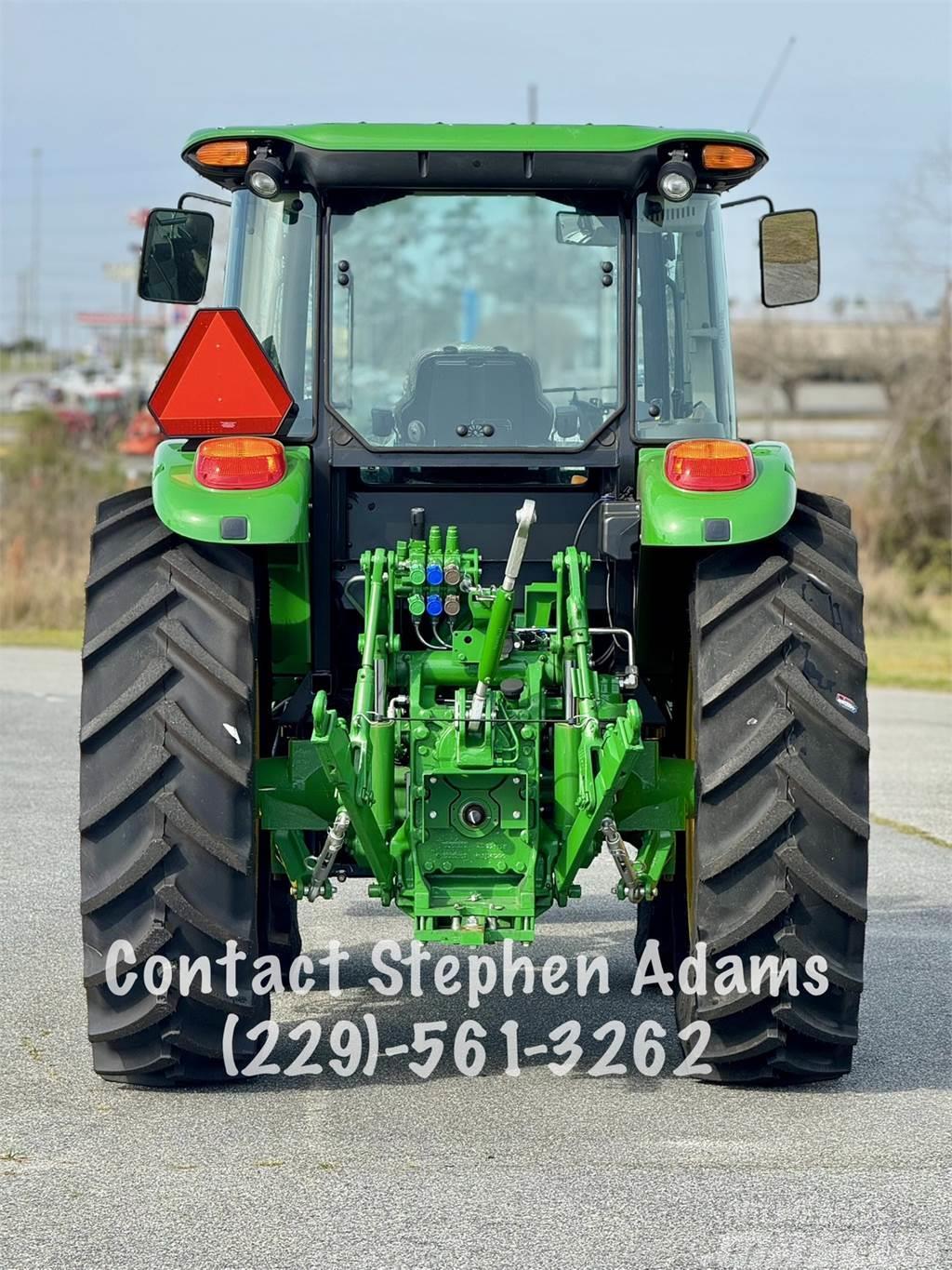 John Deere 6105E Traktory