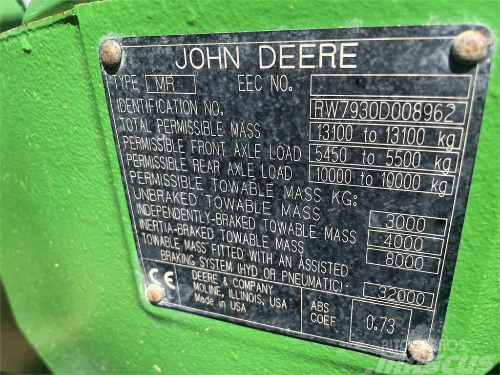 John Deere 7930 Traktory