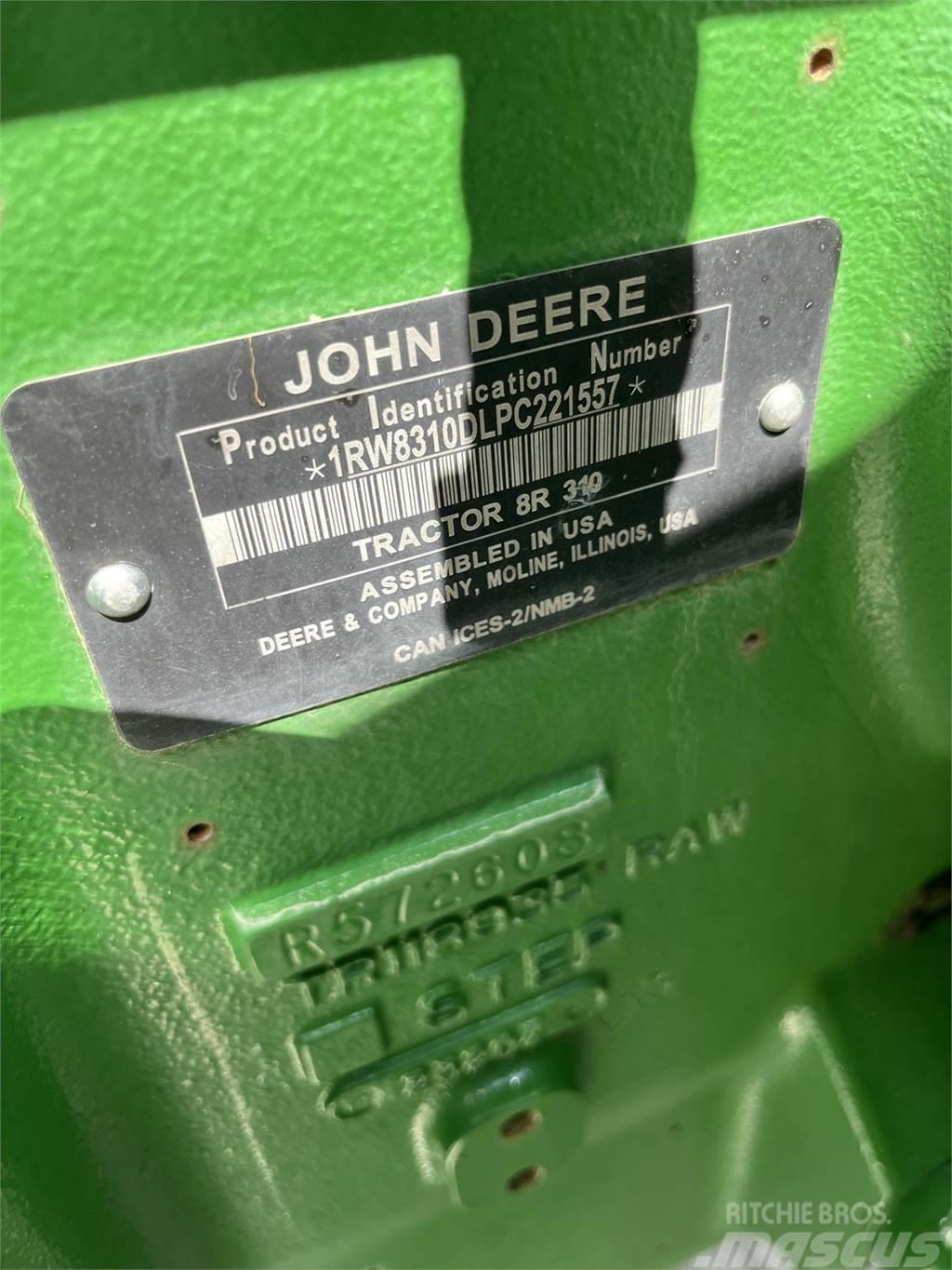 John Deere 8R 310 Traktory