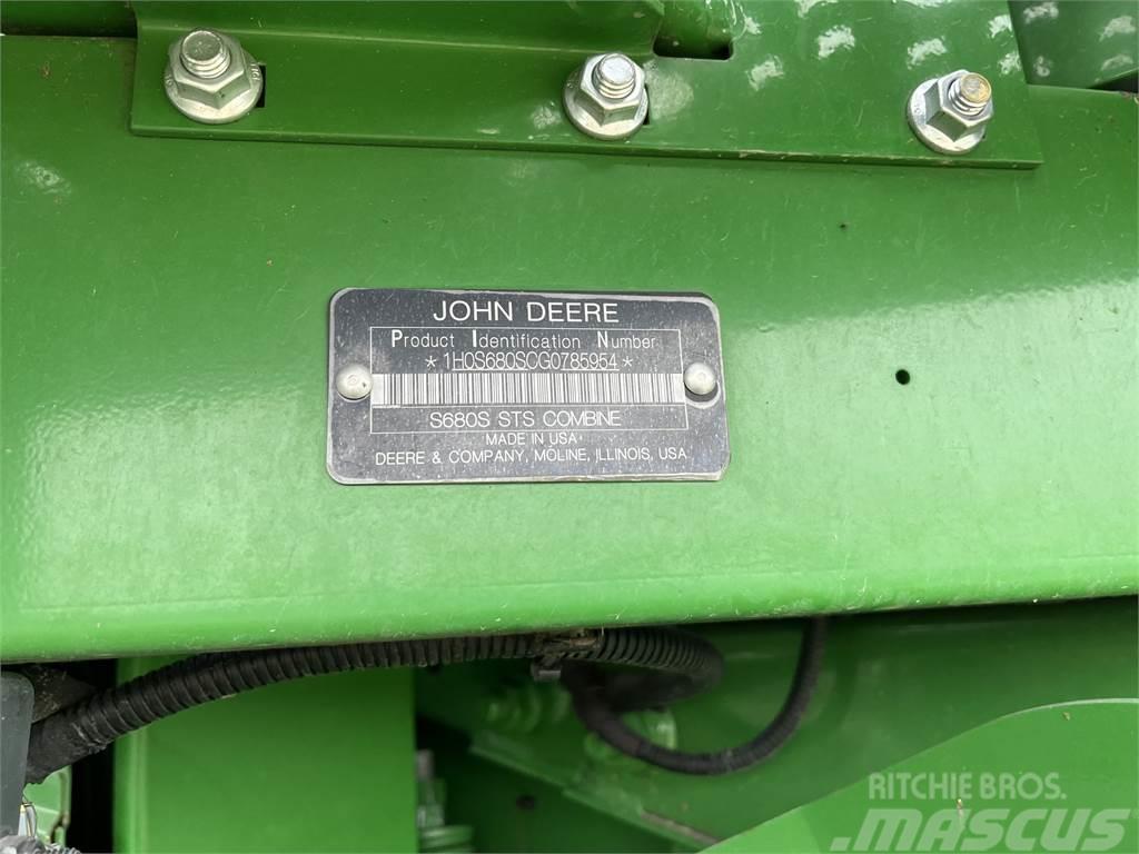 John Deere S680 Sklízecí mlátičky