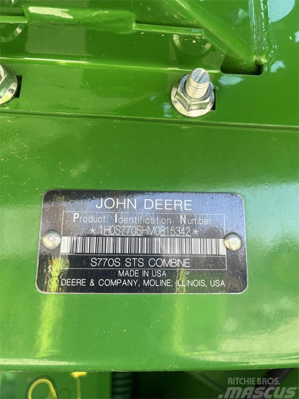 John Deere S770 Sklízecí mlátičky