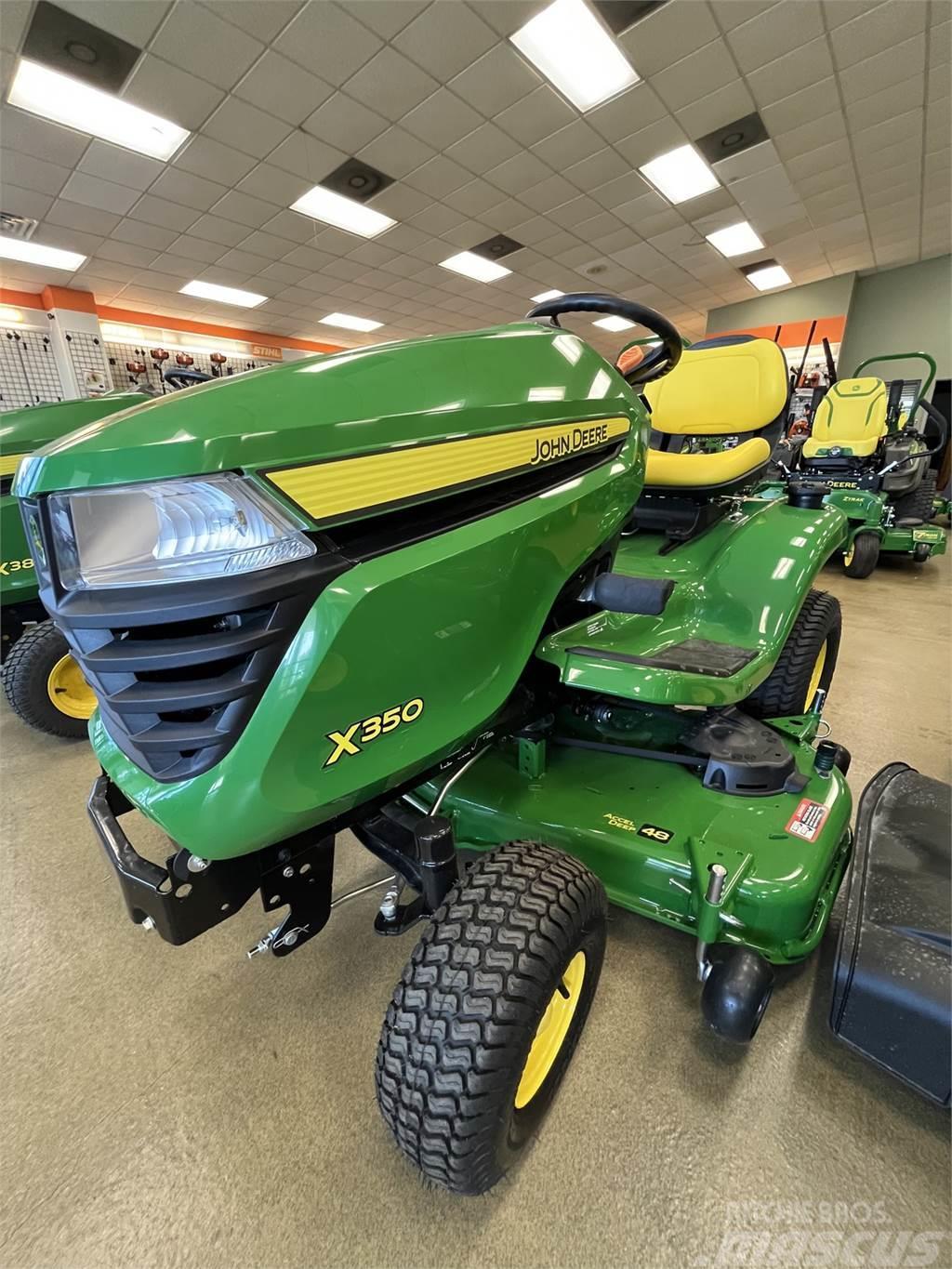 John Deere X350B Kompaktní traktory