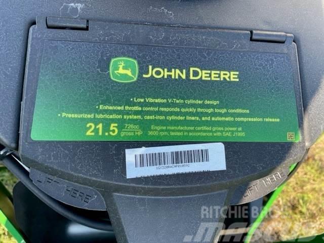 John Deere Z320R Sekačky s nulovým poloměrem otáčení