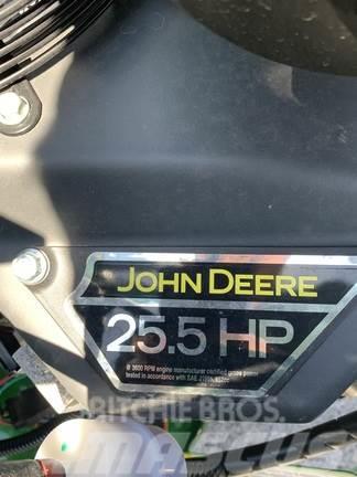 John Deere Z930M Sekačky s nulovým poloměrem otáčení