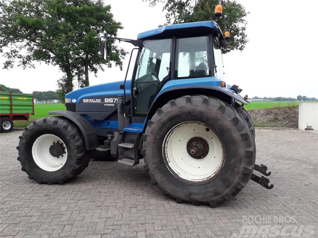 New Holland 8670 Traktory