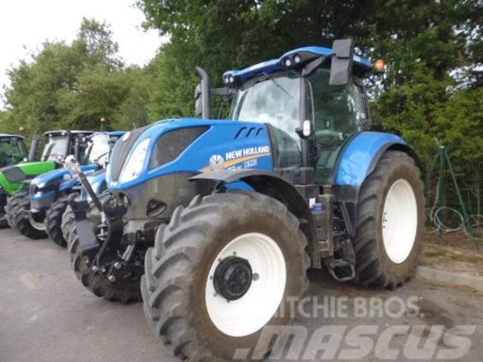 New Holland T7210 Traktory