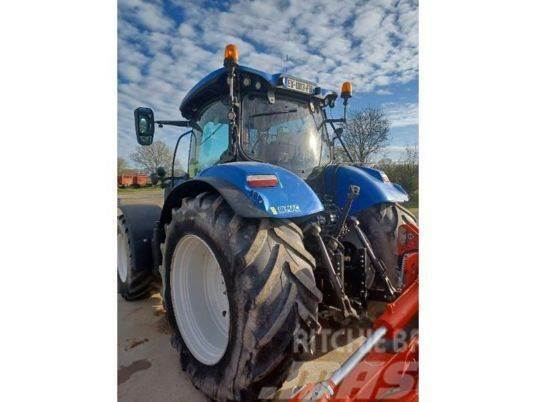 New Holland T7270AC Traktory