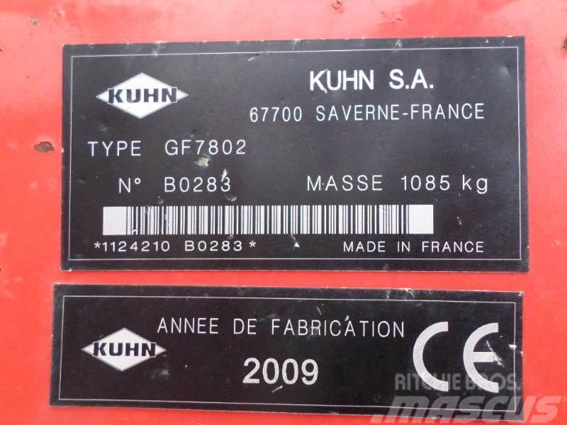 Kuhn GF 7802 Obraceče a shrabovače sena