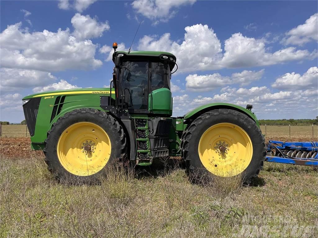 John Deere 9410R Traktory