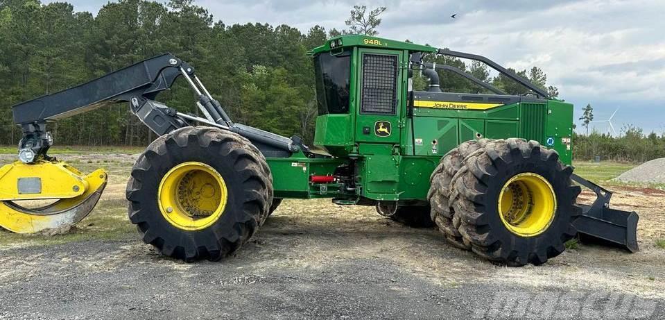 John Deere 948L II Lesní kolové traktory