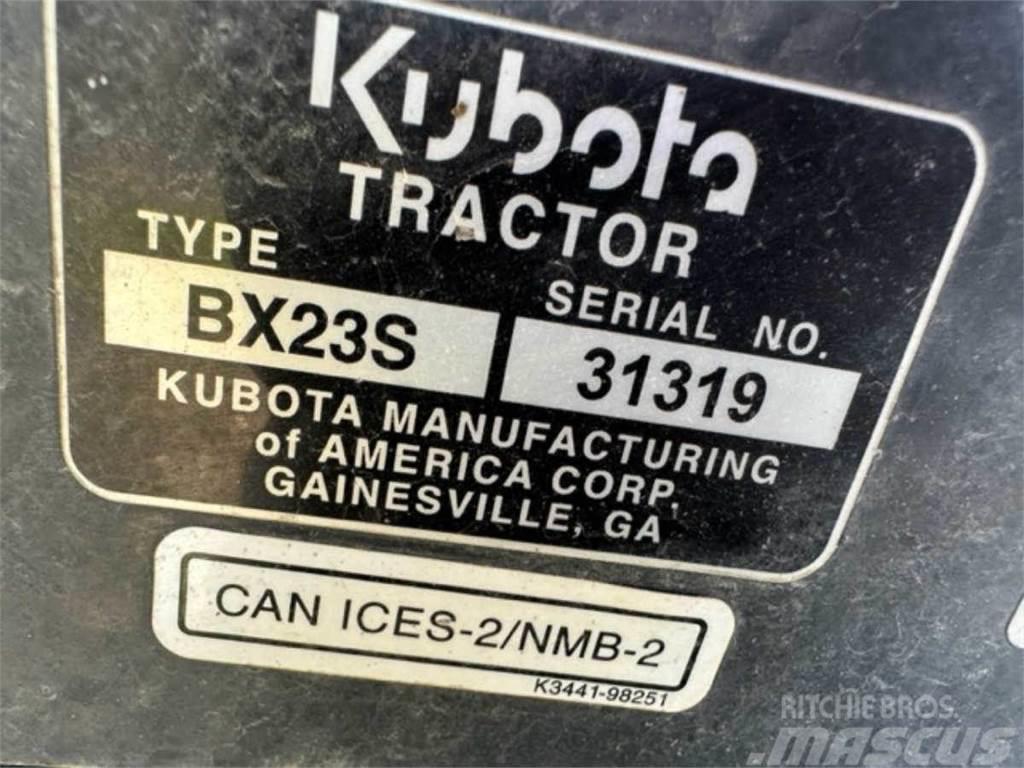 Kubota BX23S 4x4 Kolové nakladače