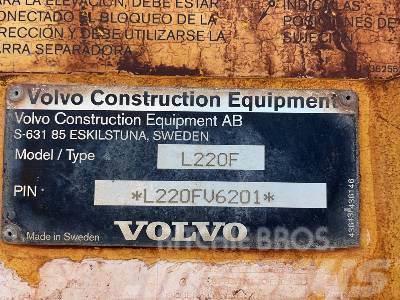 Volvo L220F Kolové nakladače