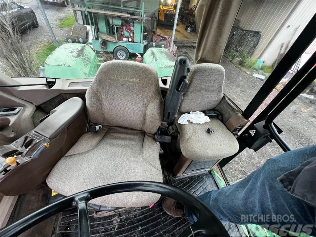 John Deere 9520 Traktory