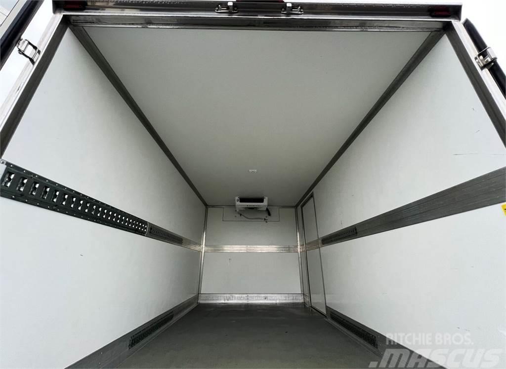 Peugeot Boxer Container Refrigerated/Freezing Room Izotern Chladírenské dodávky