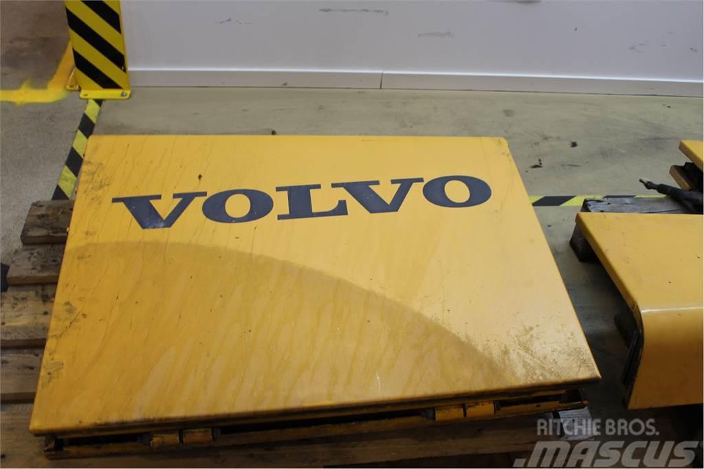 Volvo L150E Motorlucka Podvozky a zavěšení kol