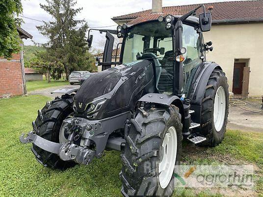 Valtra G125 Versu Traktory