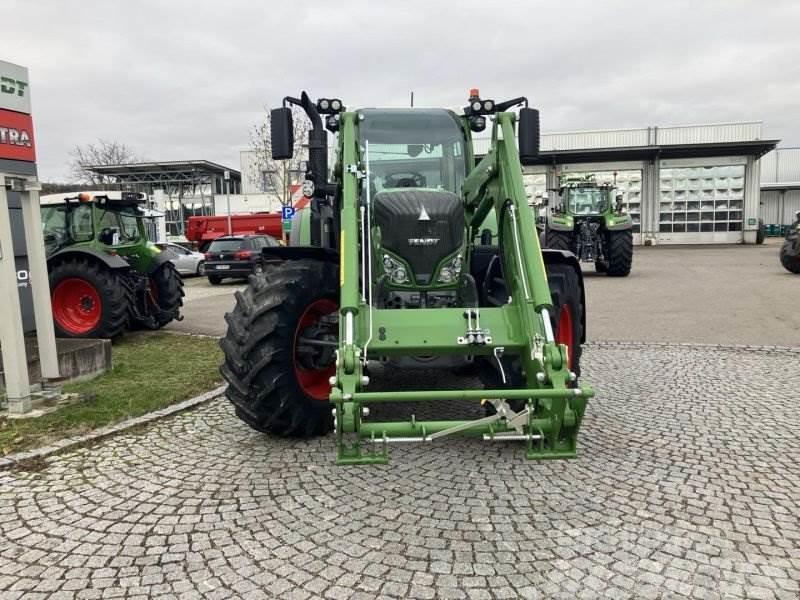 Fendt 724 VARIO GEN6 PROFI+ SET2 Traktory
