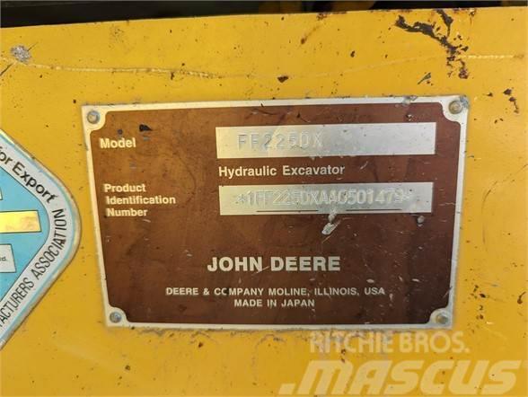 John Deere 225D LC Pásová rýpadla
