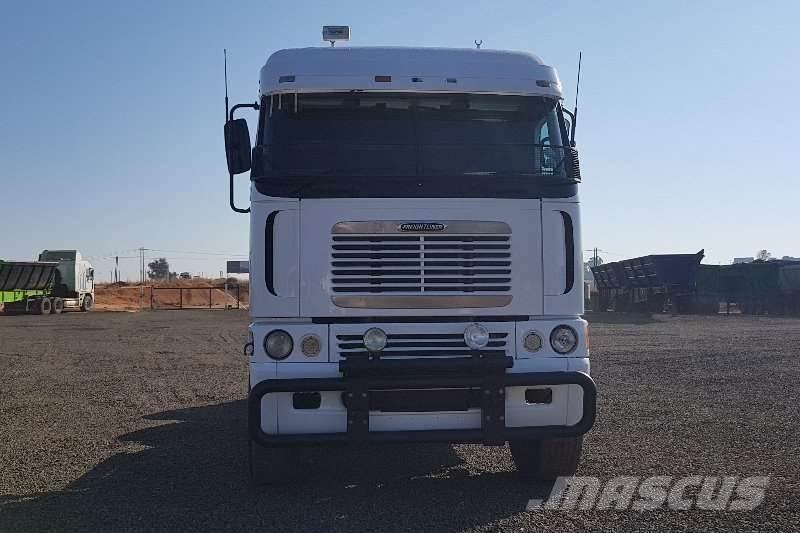Freightliner Argosy Cummins ISX 500 Další