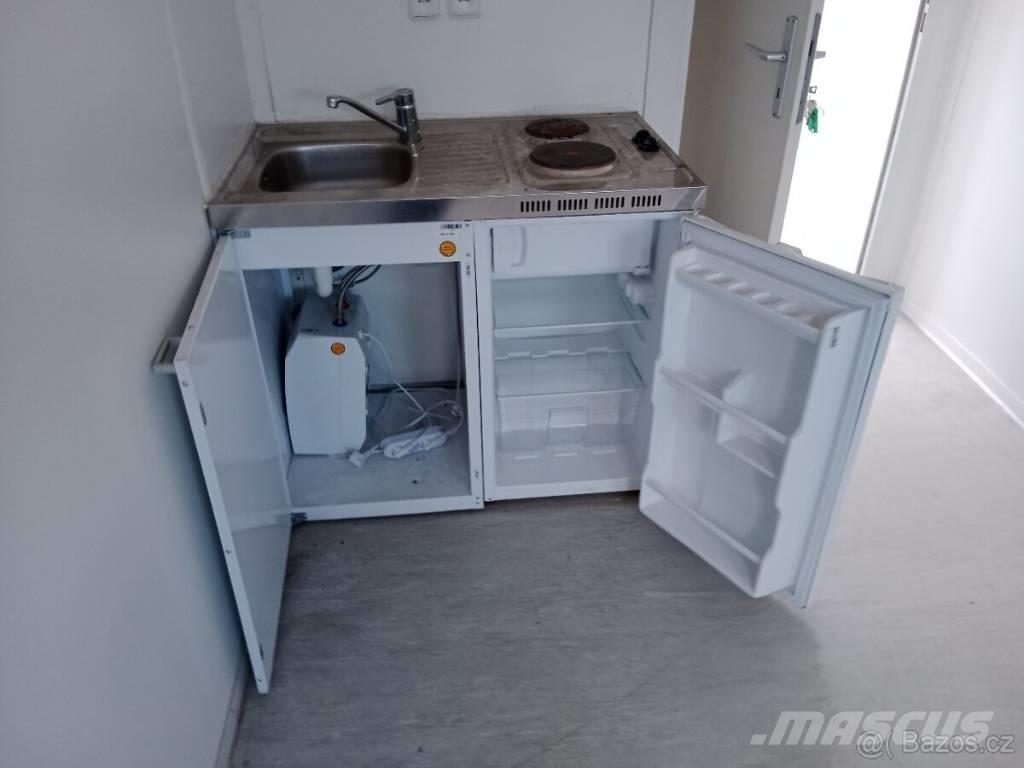 Kombinovaný stavební kontejner Stavební buňky