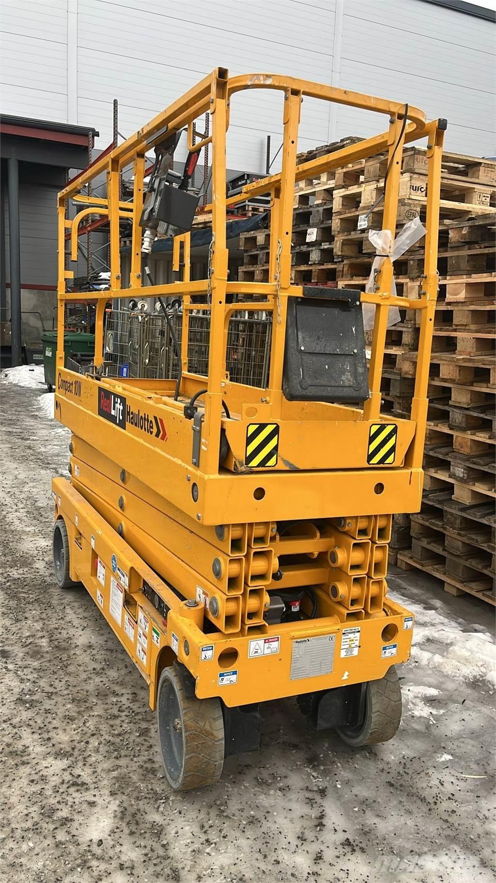 Haulotte Compact 10N Nůžková zvedací plošina