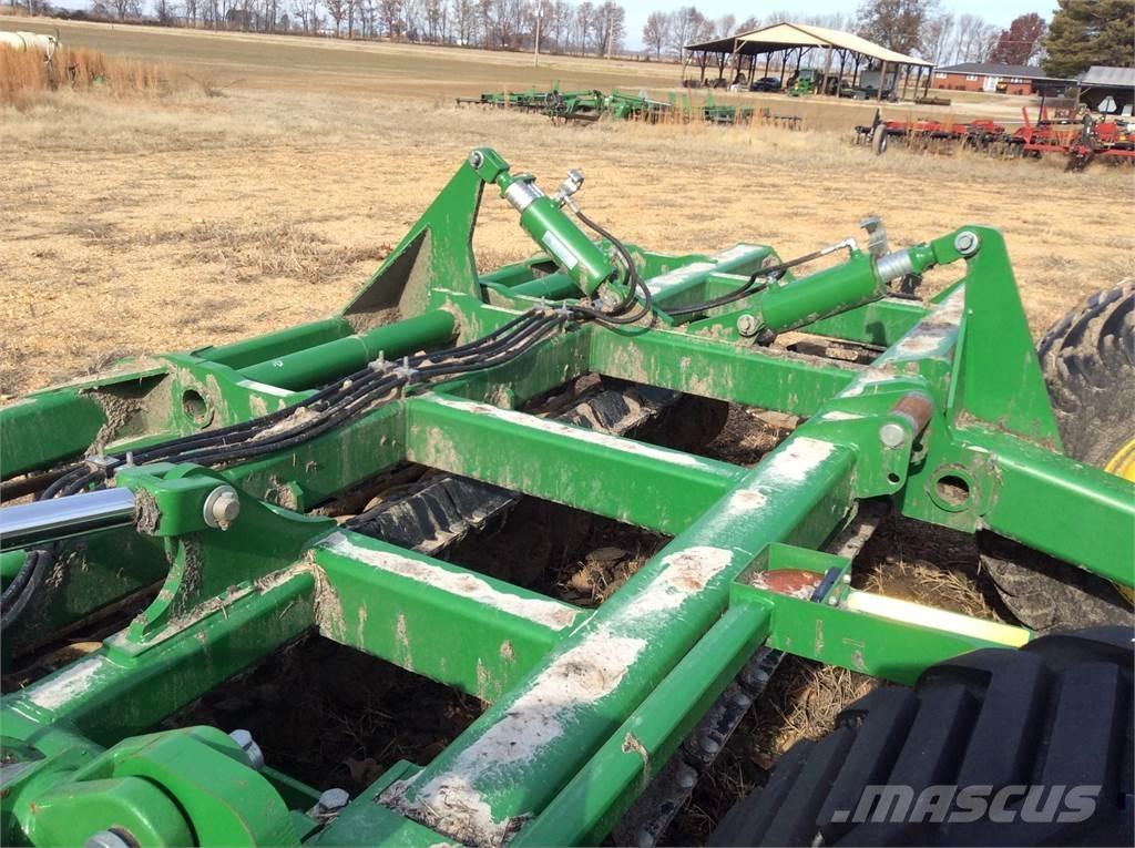 John Deere 2680 Talířové brány