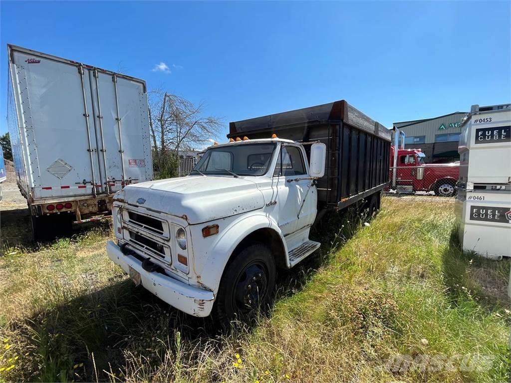 Chevrolet C50 Sklápěče