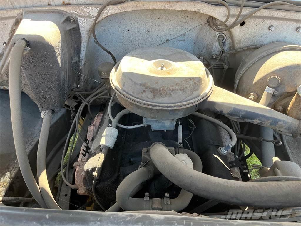 Chevrolet C50 Sklápěče