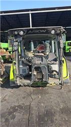 CLAAS Arion 630    cabin