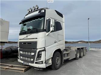 Volvo Fh16 8x4 chassis. WATCH VIDEO
