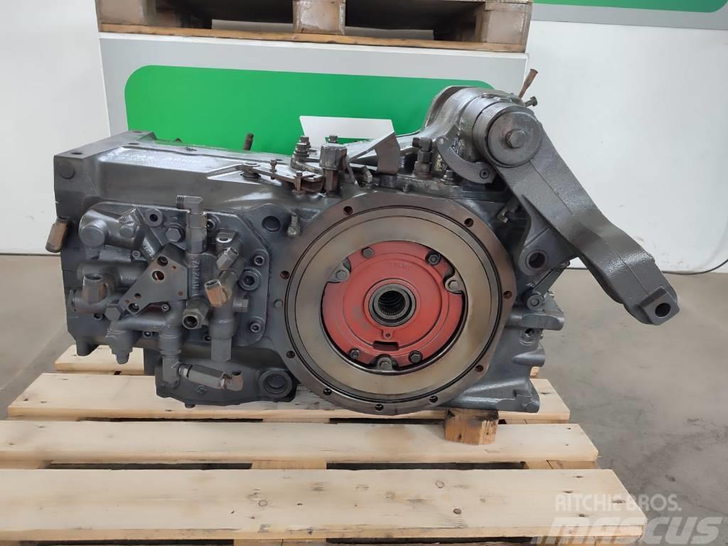 CLAAS Rear differential 43813 Claas Arion 530 Převodovka